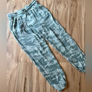 Athleta girl size 14 pants